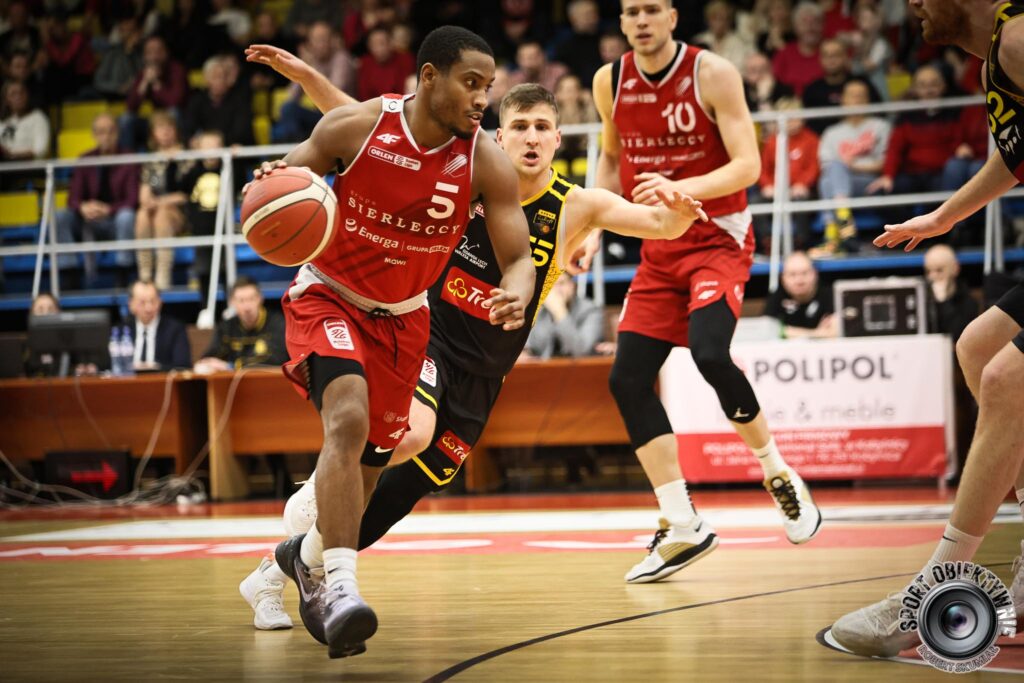 Michael Caffey, Czarni Słupsk, Trefl Sopot