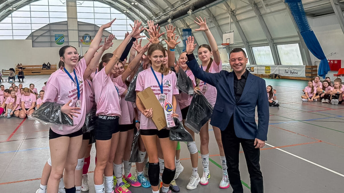 TPS Czarni Słupsk z brązem w Mielnie i kompletem zwycięstw w MLM! Znakomity weekend słupskich siatkarek