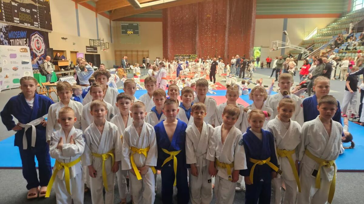18 Medali! TS Judo Gryf Słupsk Dominuje w Jezierzycach. Raport |