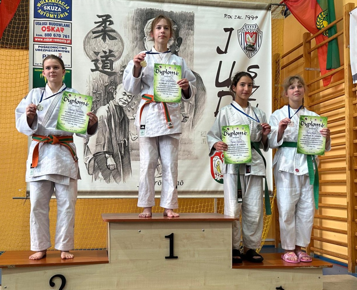 Maria Jarynkiewicz tryumfuje w kategorii do 44 kg w Szubinie